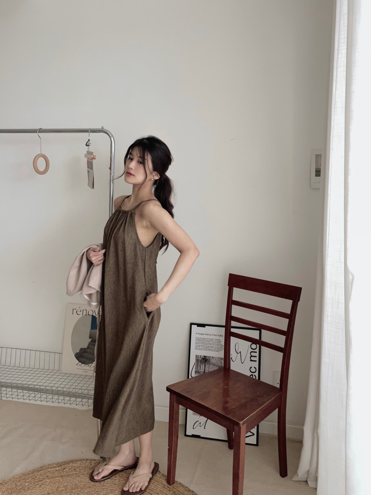 Elyna Holiday Dress / 独家风肌理感吊带裙