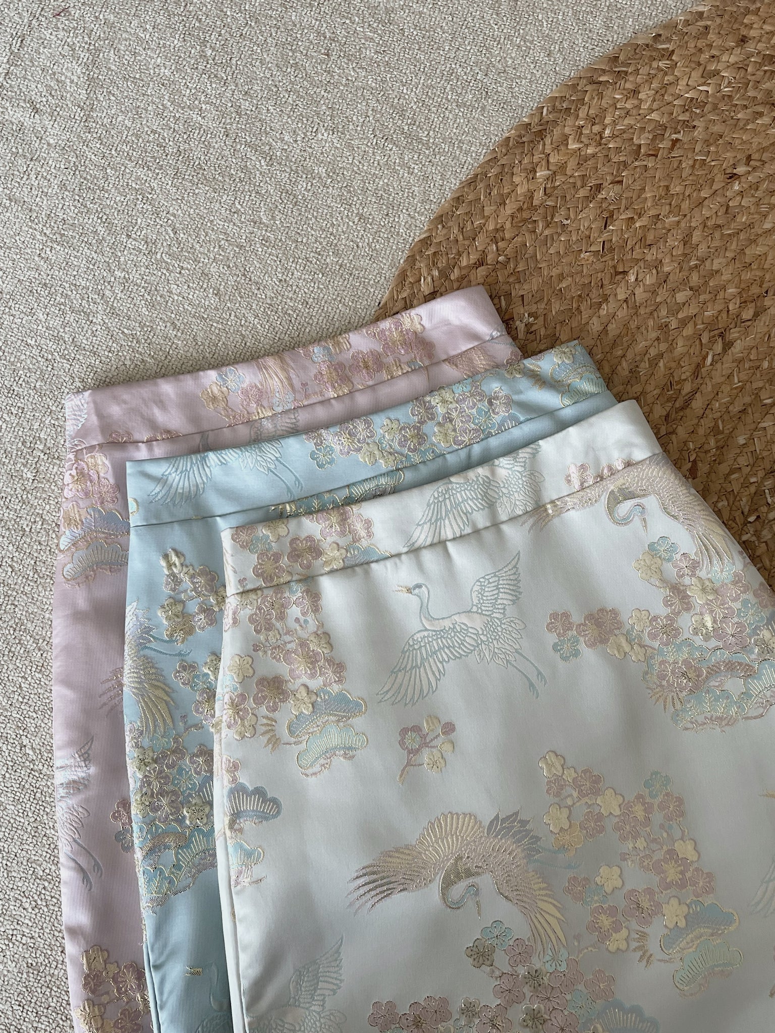 Blossom Embroidered Set  / 梅花云彩刺绣旗袍套装