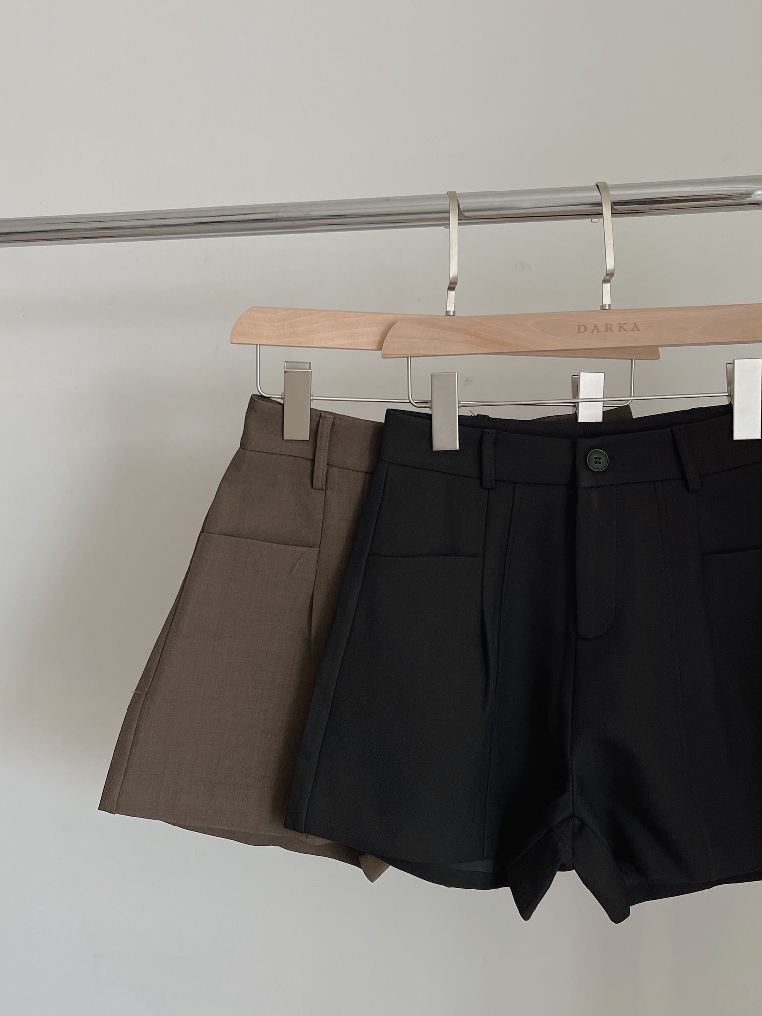 A-line Suit Pants / 阔腿西装短裤