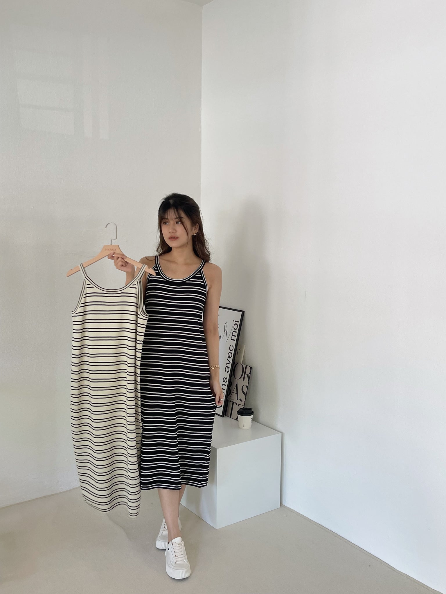 Stripes Knitted Midi Dress / 针织条纹长裙