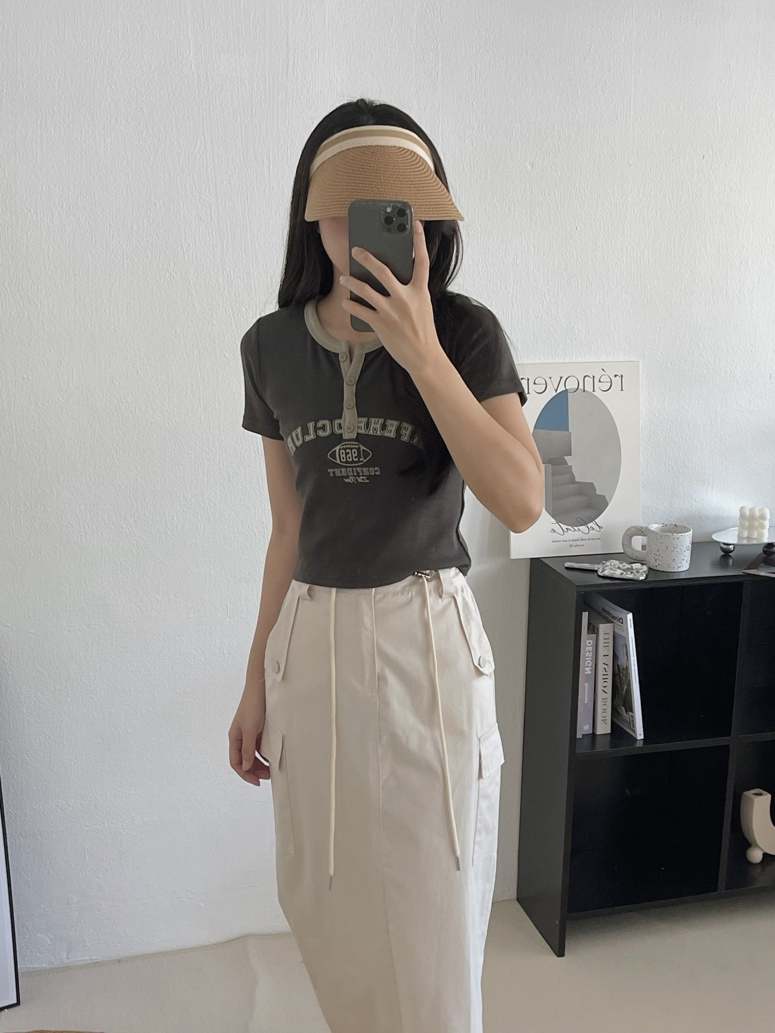 Chic Letter Crop Top / 开领字母短T恤