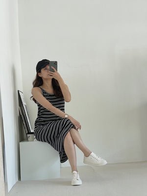 Stripes Knitted Midi Dress / 针织条纹长裙