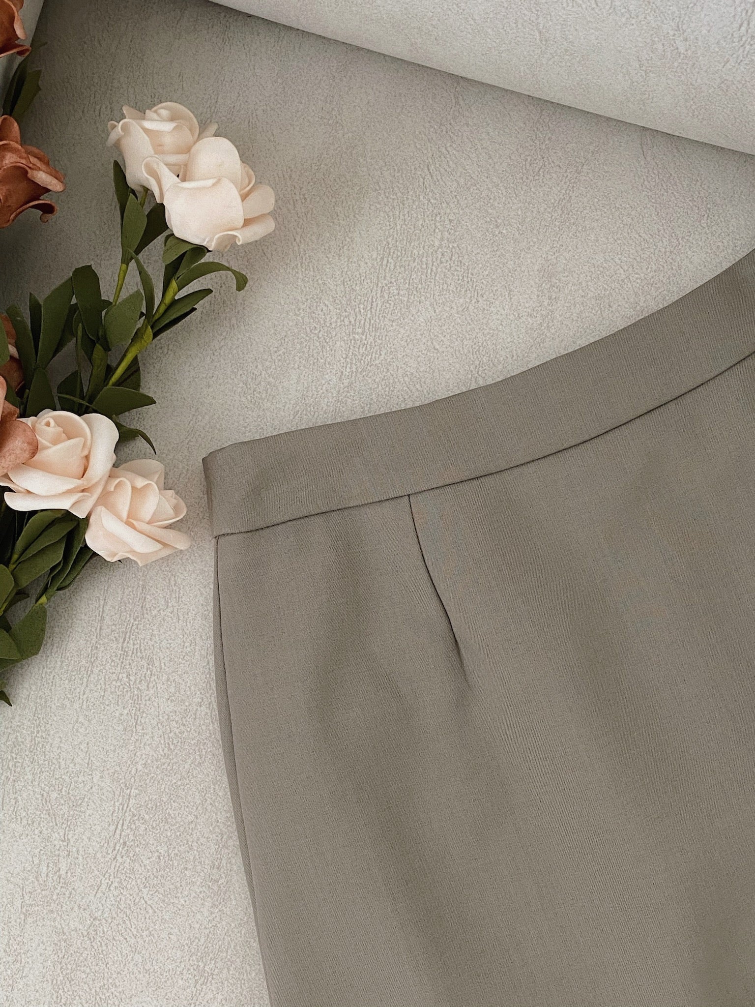 Luna Pencil Skirt / 通勤西装中裙